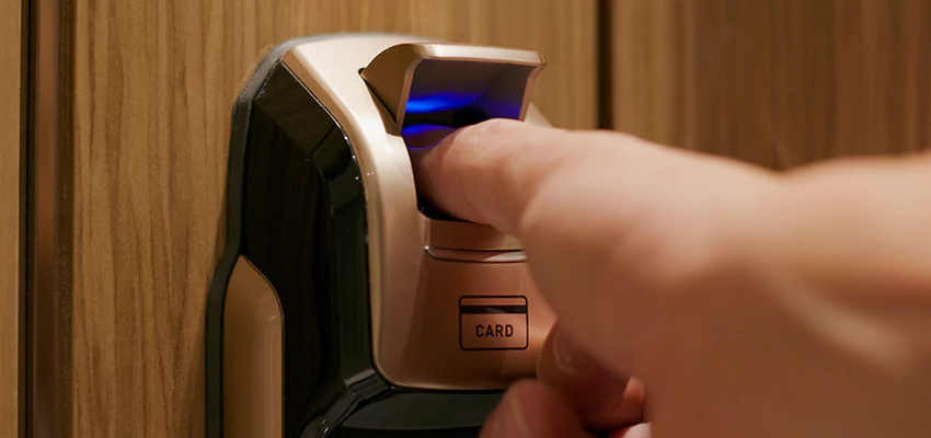 Locksmith Company For Window Lock Installation in La Mirada, California